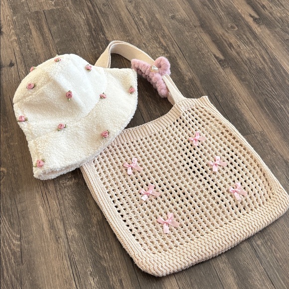 🎀💈🎀NEW! Knit Tote < Bucket Hat >Hair Claw 3PC Bundle🎀💈🎀 - Picture 2 of 12
